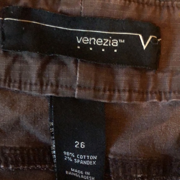 Capris - Picture 3 of 3